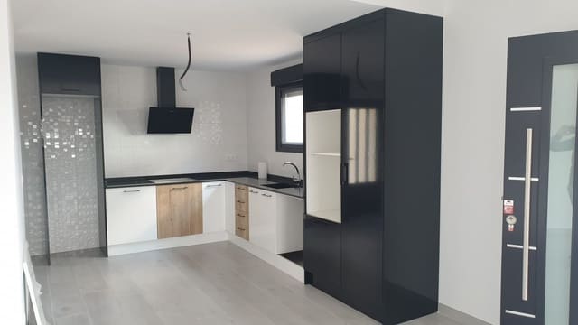 3 bedroom Villa for sale in Encebras, Pinoso with pool - € 309,995 (Ref: 9069195)