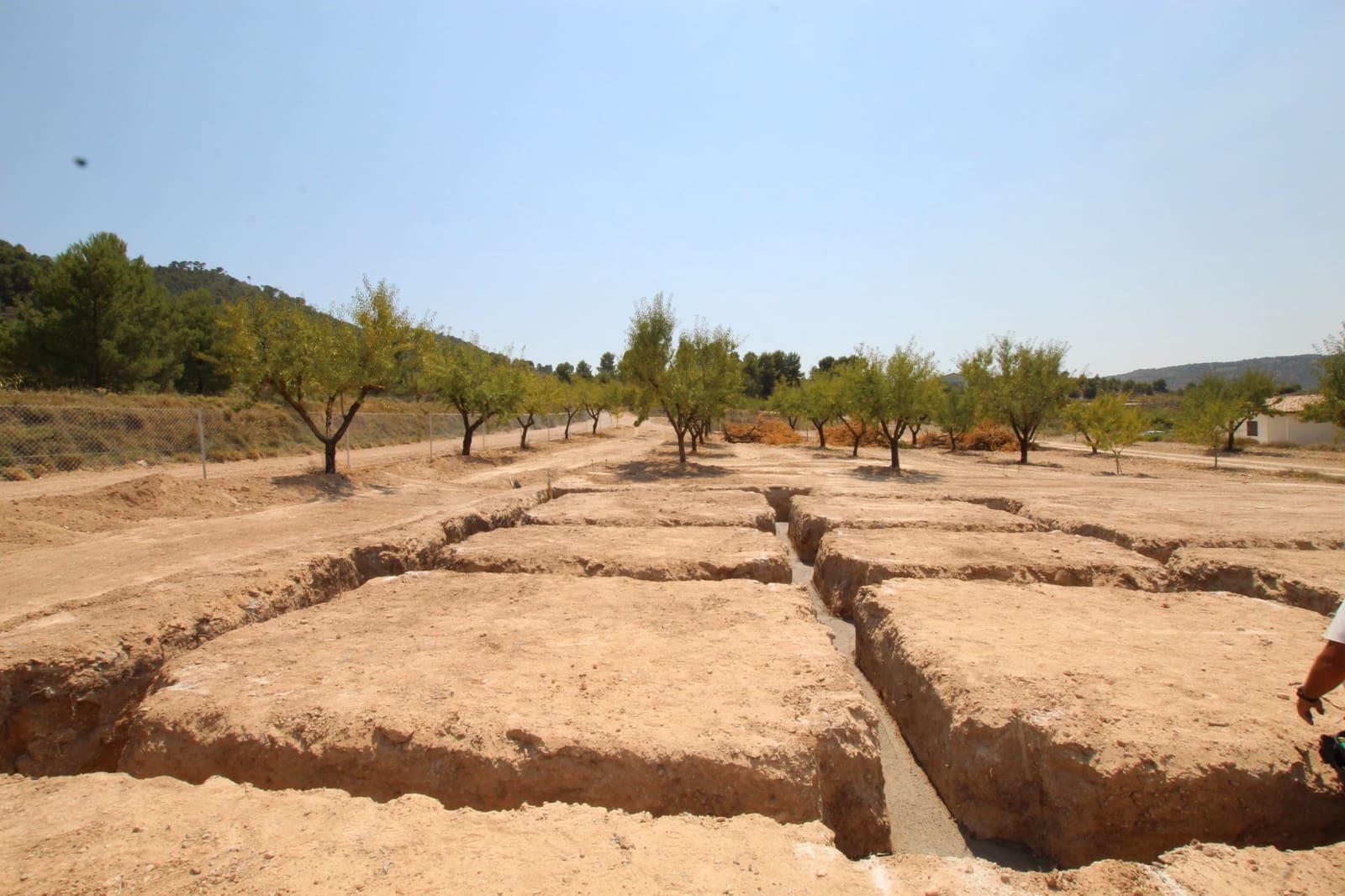 3 soveværelse Villa til salg i Pinoso med swimmingpool - € 309.995 (Ref: 9069195)