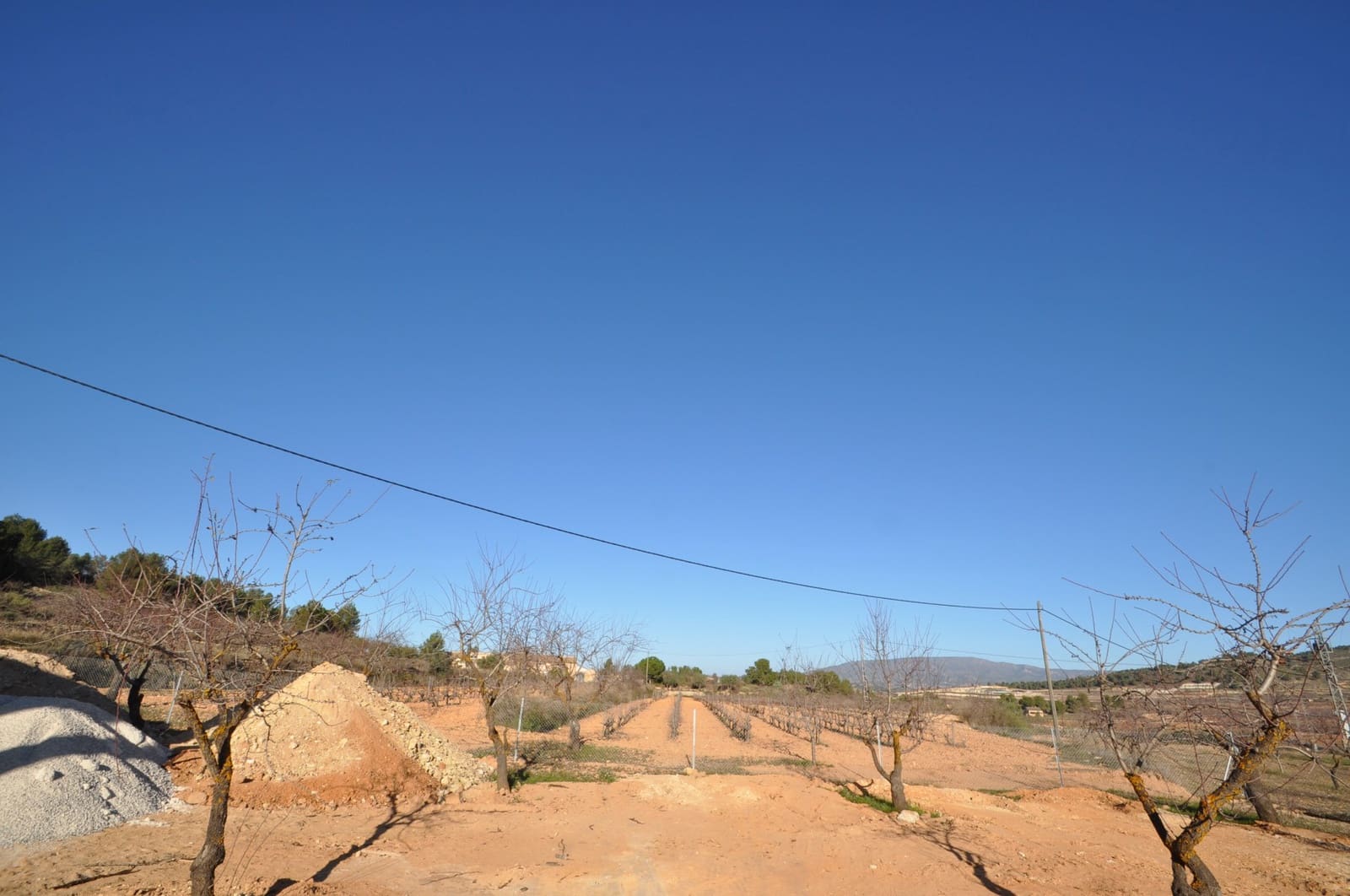 3 soveværelse Villa til salg i Pinoso med swimmingpool - € 309.995 (Ref: 9069195)