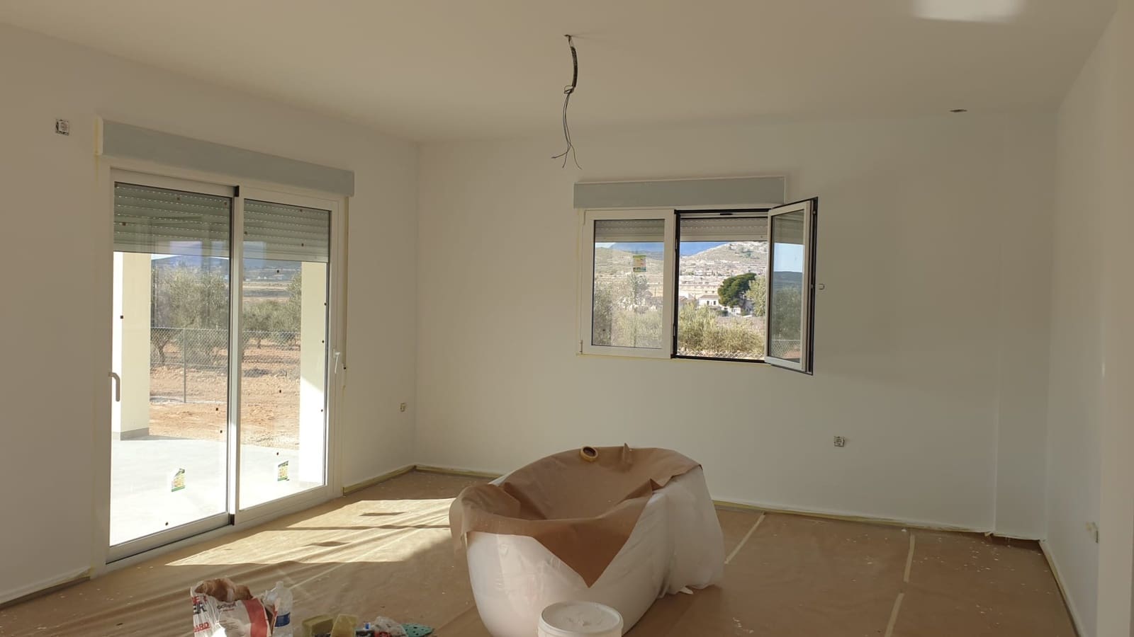3 soveværelse Villa til salg i Pinoso med swimmingpool - € 309.995 (Ref: 9069195)