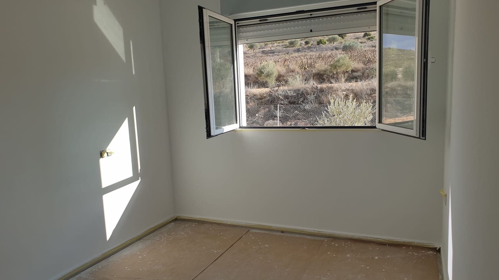 3 bedroom Villa for sale in Pinoso with pool - € 304,995 (Ref: 9069196)