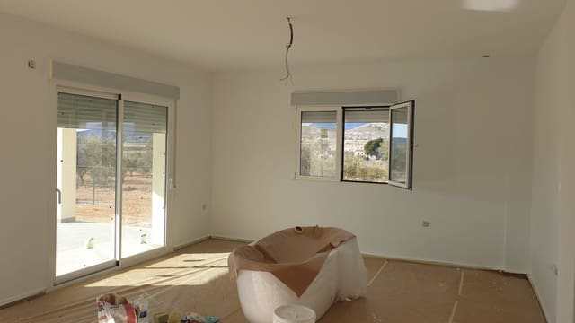 3 bedroom Villa for sale in Pinoso with pool - € 304,995 (Ref: 9069196)