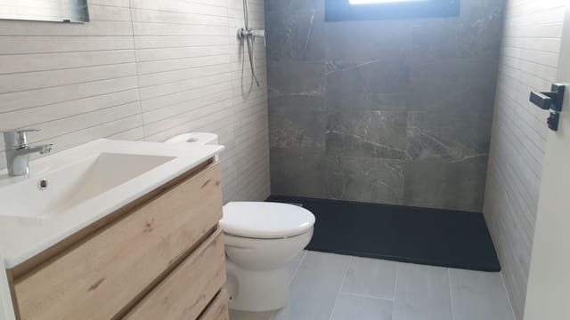 3 slaapkamer Villa te koop in Pinoso met zwembad - € 304.995 (Ref: 9069196)