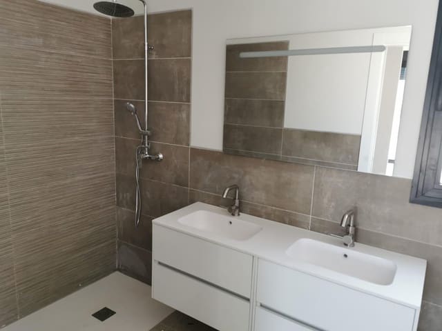 3 chambre Villa/Maison à vendre à Pinoso avec piscine - 350 000 € (Ref: 9072559)