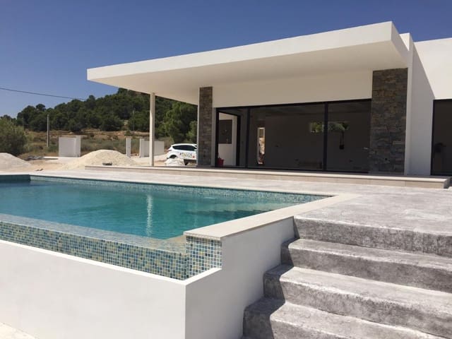 3 chambre Villa/Maison à vendre à Pinoso avec piscine - 350 000 € (Ref: 9072559)