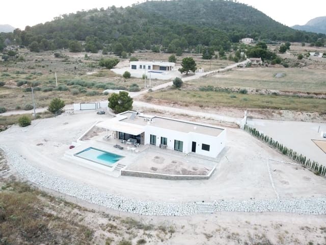 3 chambre Villa/Maison à vendre à Pinoso avec piscine - 350 000 € (Ref: 9072559)