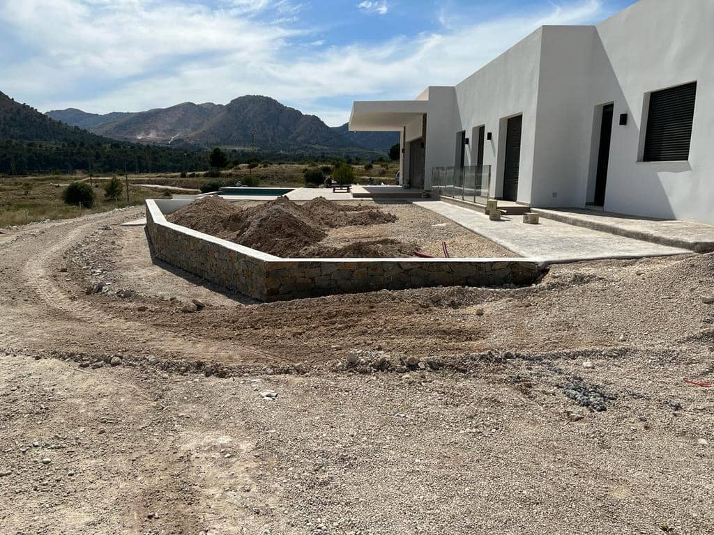 3 quarto Moradia para venda em Pinoso com piscina - 350 000 € (Ref: 9072559)