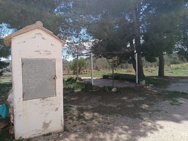 10 chambre Finca/Maison de Campagne à vendre à Yecla avec garage - 199 000 € (Ref: 9075644)