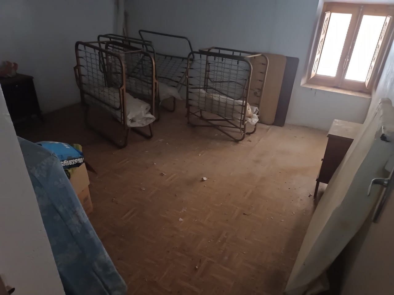 10 slaapkamer Finca/Landhuis te koop in Yecla met garage - € 199.000 (Ref: 9075644)