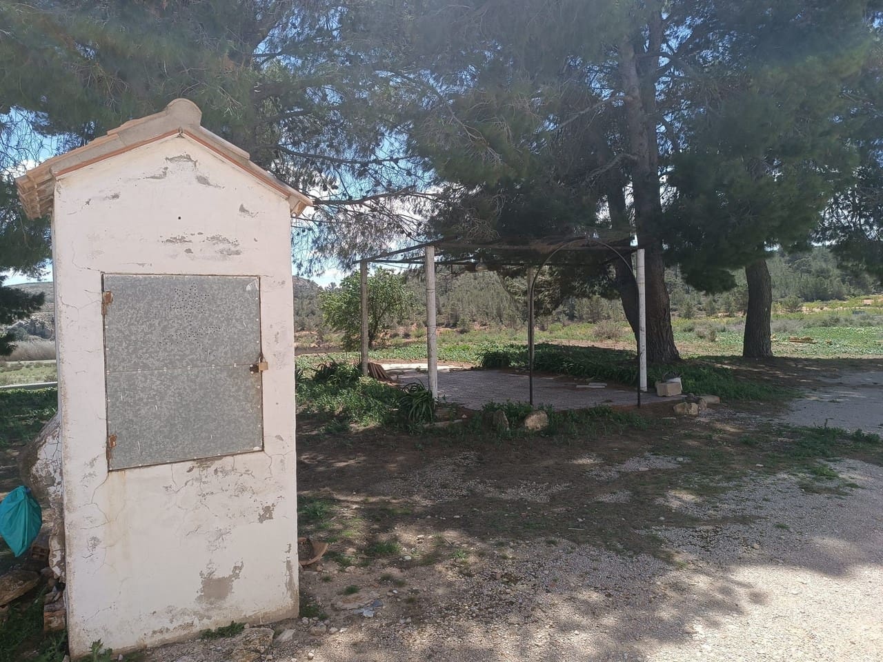 10 slaapkamer Finca/Landhuis te koop in Yecla met garage - € 199.000 (Ref: 9075644)