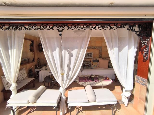 10 makuuhuone Huvila myytävänä paikassa Monóvar / Monóver mukana 
autotalli - 624 995 € (Ref: 9103562)