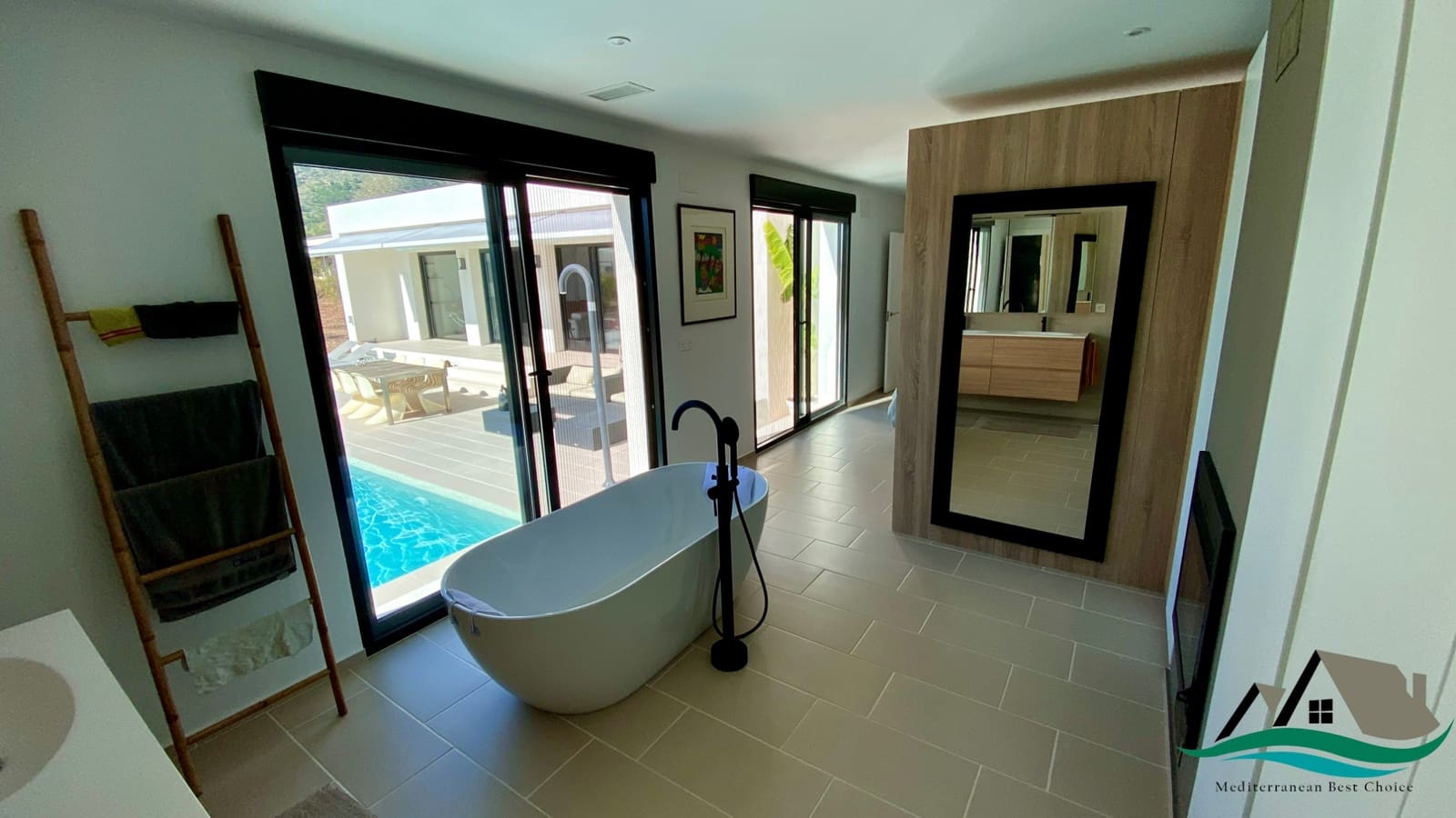 Chalet de 3 habitaciones en La Romana en venta con piscina - 375.670 € (Ref: 9105326)