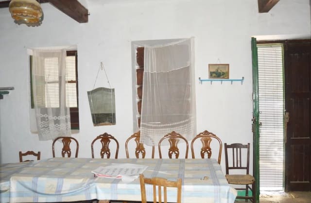 4 bedroom Finca/Country House for sale in Villena with garage - € 99,900 (Ref: 9118410)