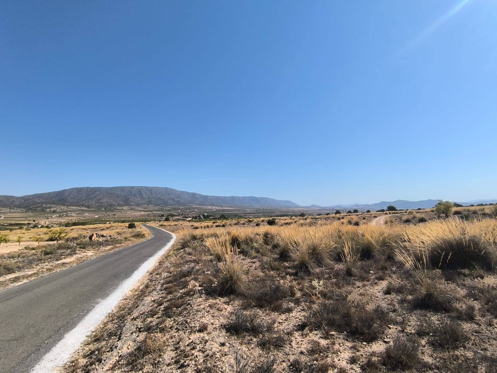 Grunde uden byggetilladelser til salg i Lel - € 32.000 (Ref: 9125605)