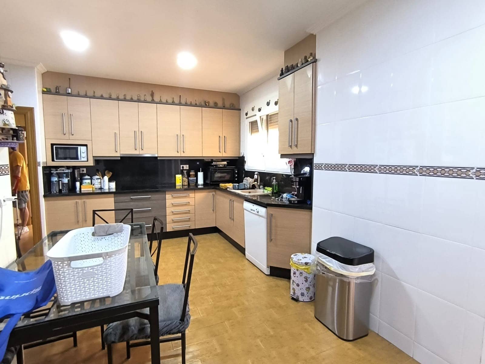 6 sypialnia Willa na sprzedaż w Yecla z basenem - 399 000 € (Ref: 9126192)