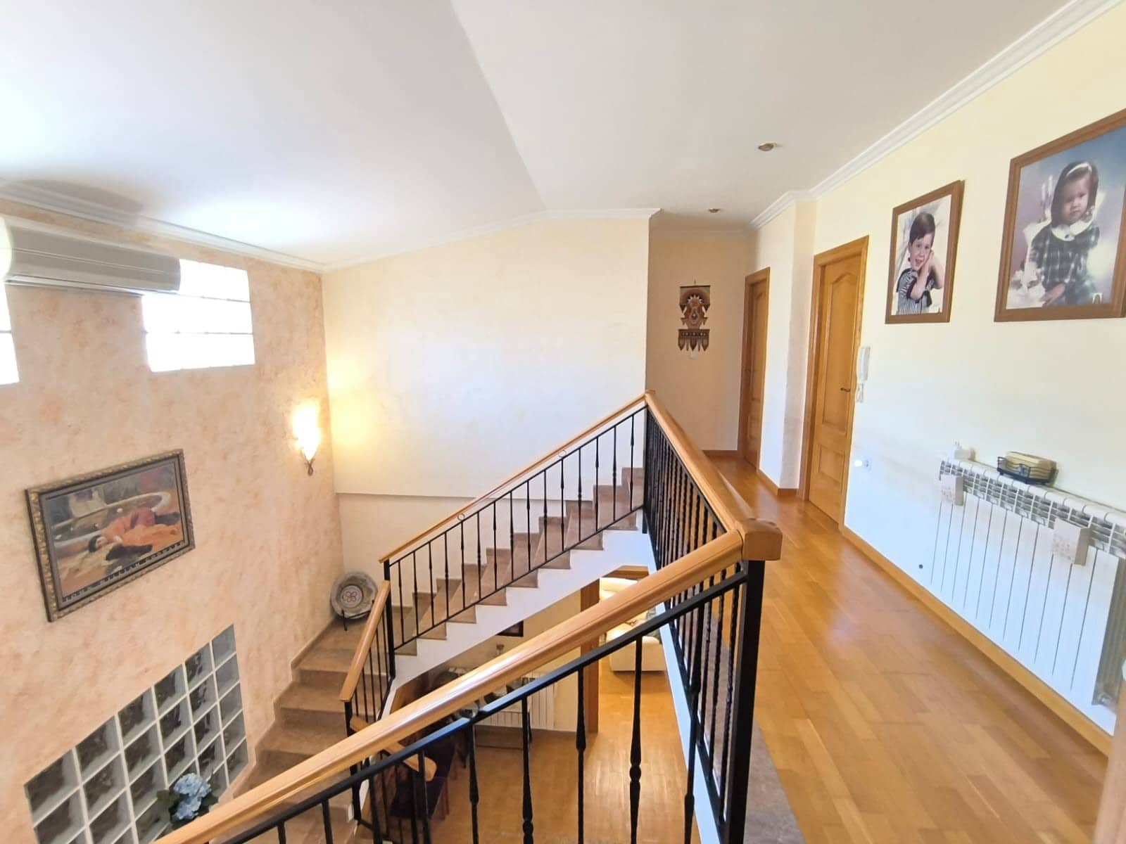 6 sypialnia Willa na sprzedaż w Yecla z basenem - 399 000 € (Ref: 9126192)