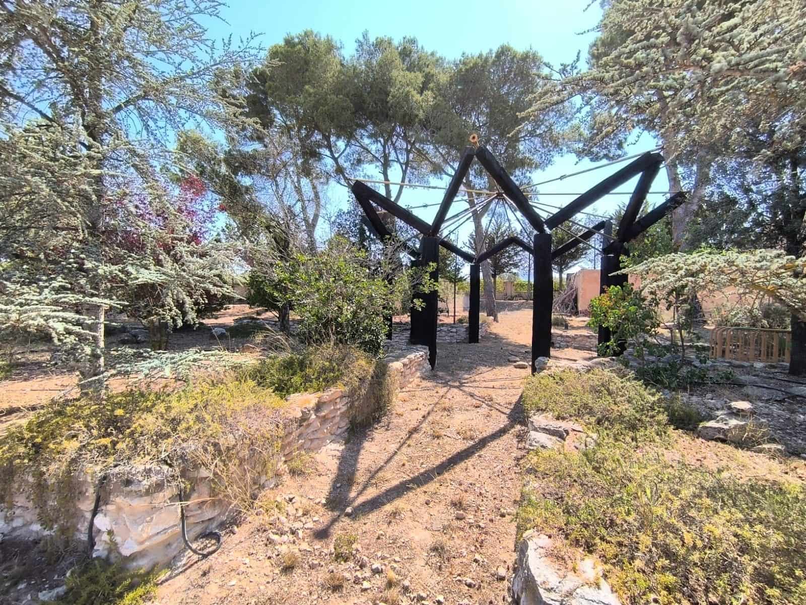 6 soverom Finca/Herregård til salgs i Villena med garasje - € 599 995 (Ref: 9129213)