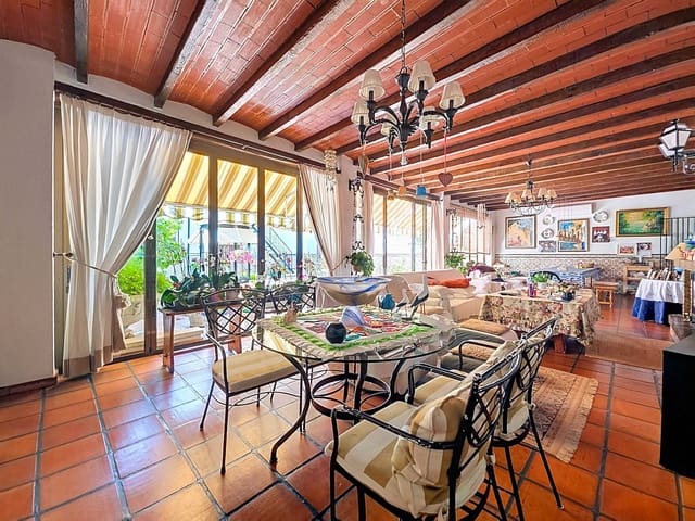 6 sovrum Villa till salu i Elda - 1 099 000 € (Ref: 9143966)