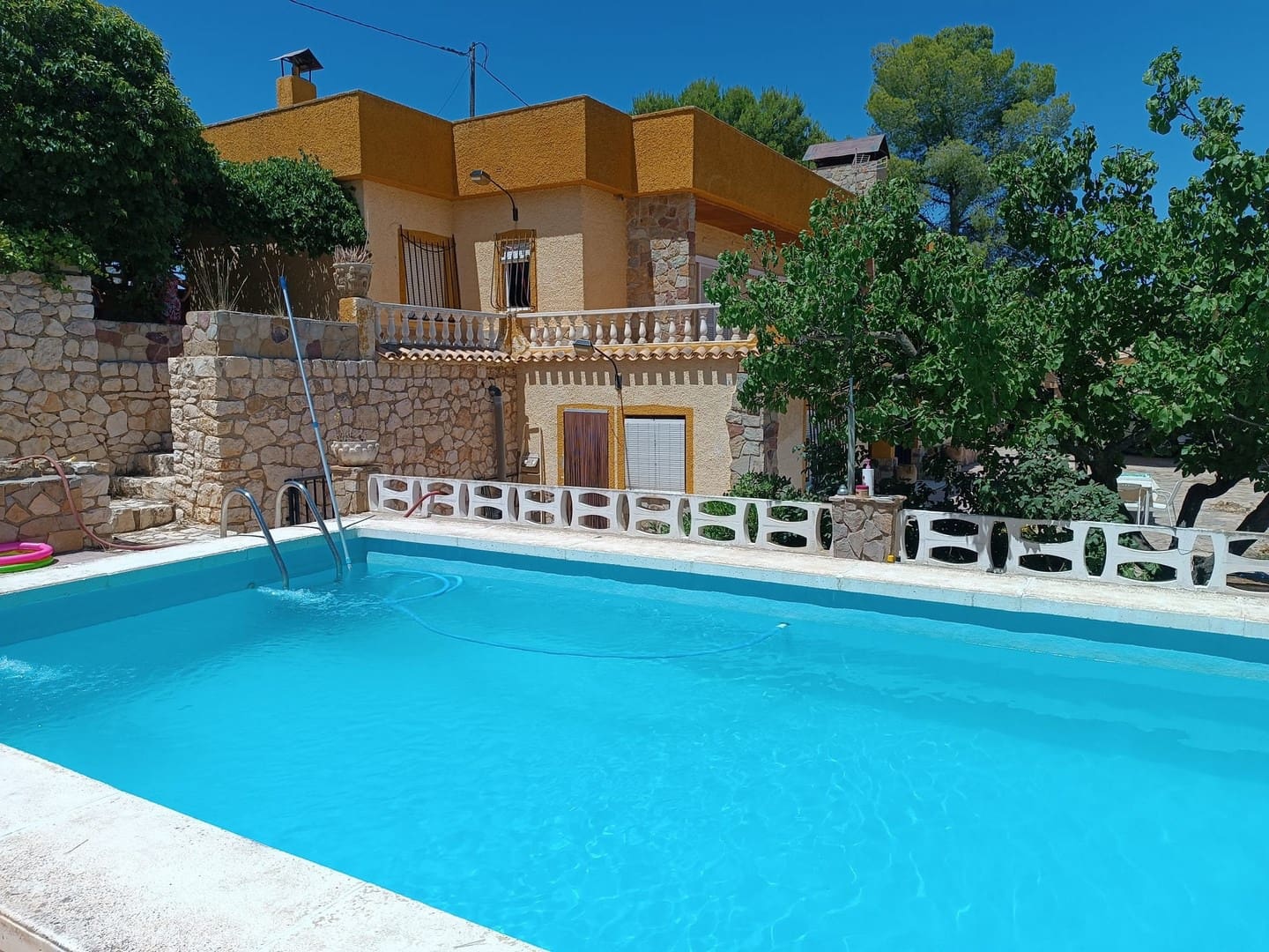 7 soveværelse Villa til salg i Yecla med swimmingpool garage - € 250.000 (Ref: 9161892)