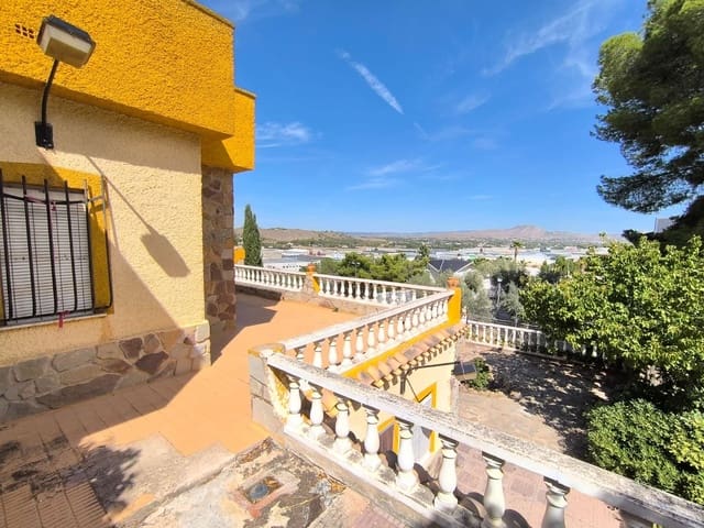 7 soveværelse Villa til salg i Yecla med swimmingpool garage - € 250.000 (Ref: 9161892)