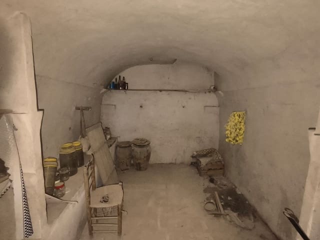 7 soveværelse Finca/Landehus til salg i Jumilla med garage - € 56.990 (Ref: 9177855)