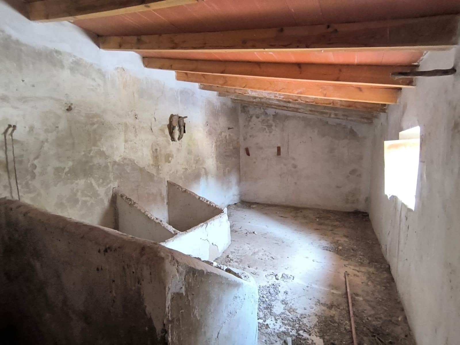 7 soveværelse Finca/Landehus til salg i Jumilla med garage - € 56.990 (Ref: 9177855)