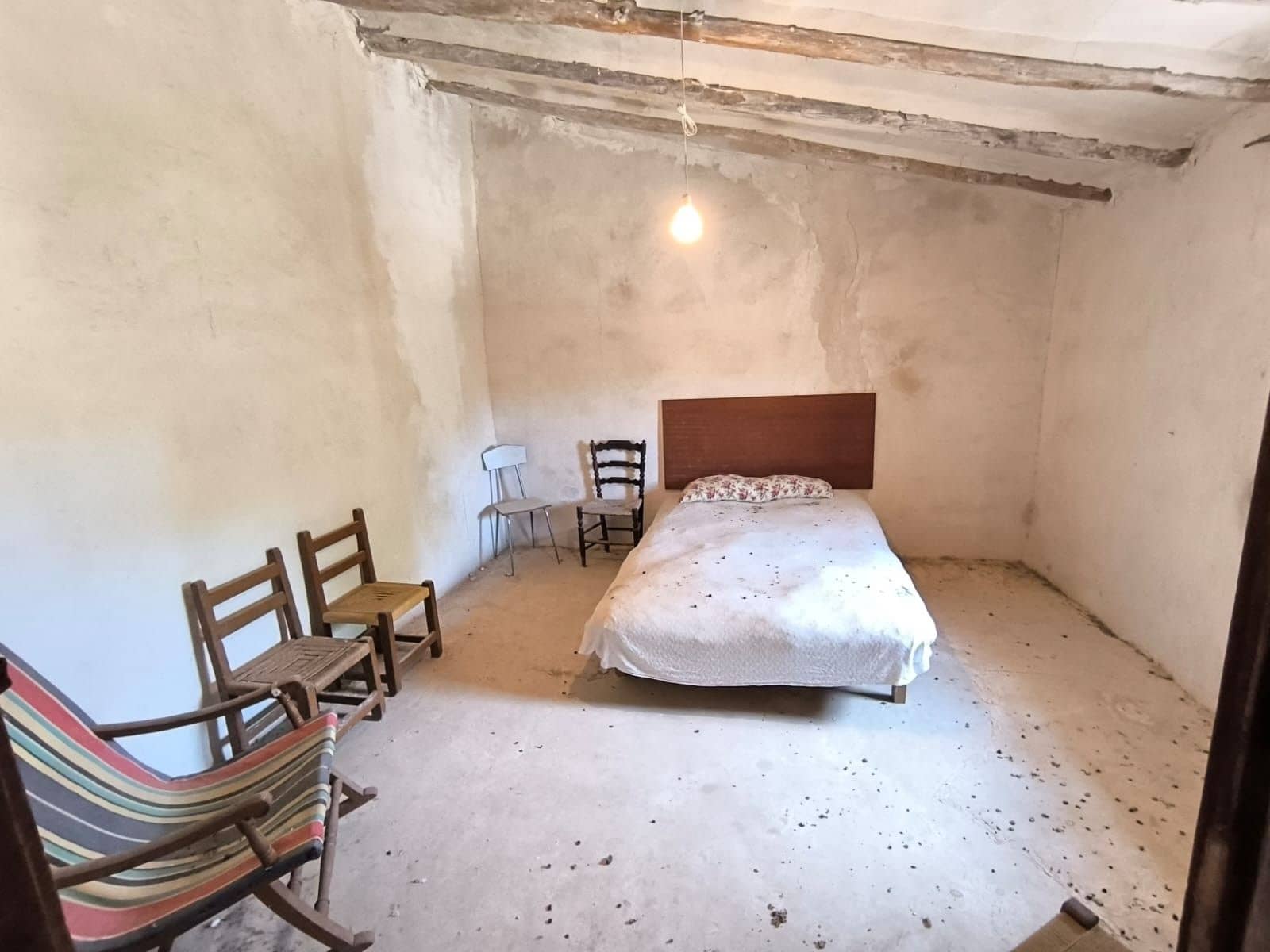 6 bedroom Finca/Country House for sale in Jumilla with garage - € 254,900 (Ref: 9180725)