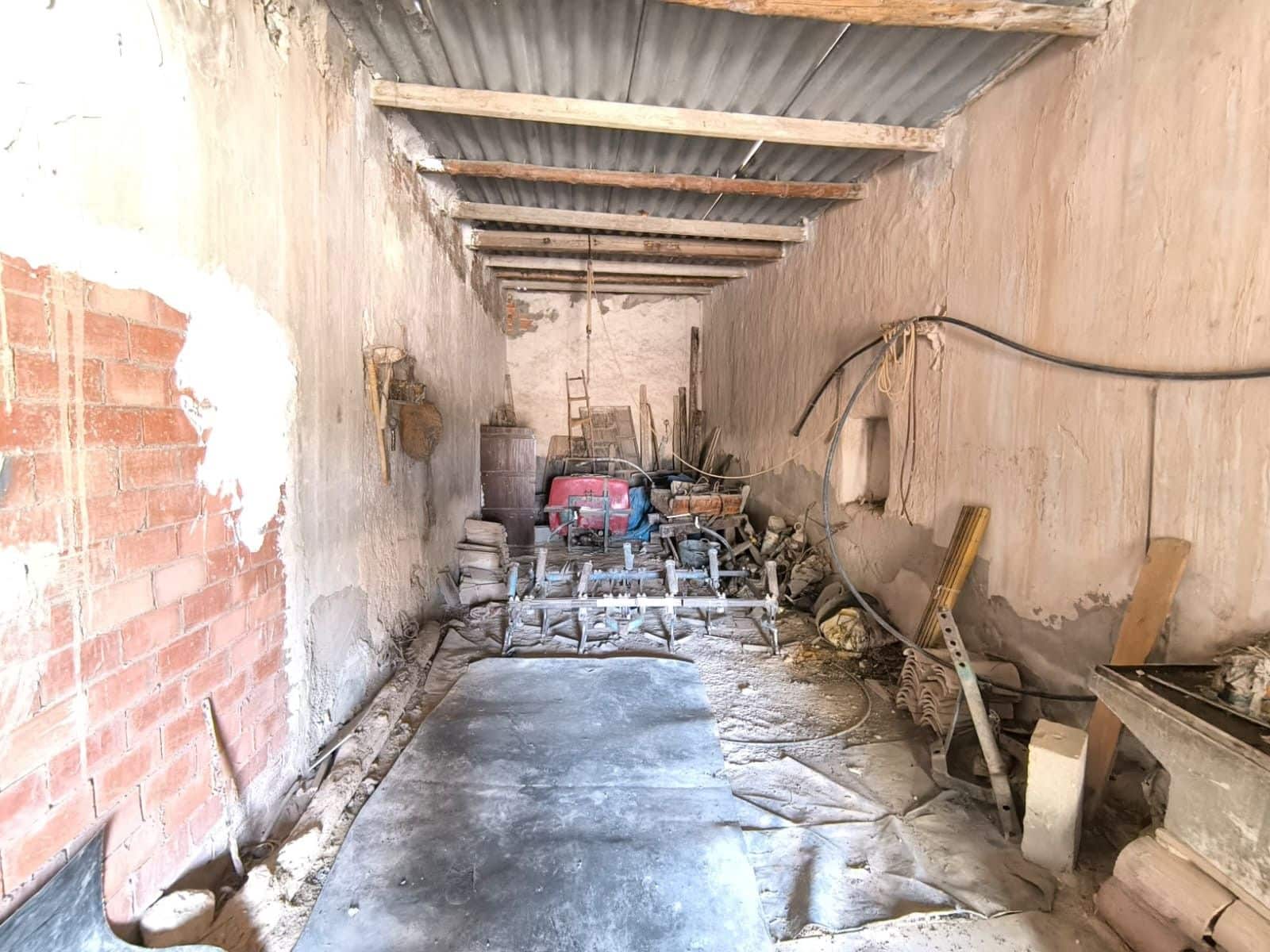 6 bedroom Finca/Country House for sale in Jumilla with garage - € 254,900 (Ref: 9180725)