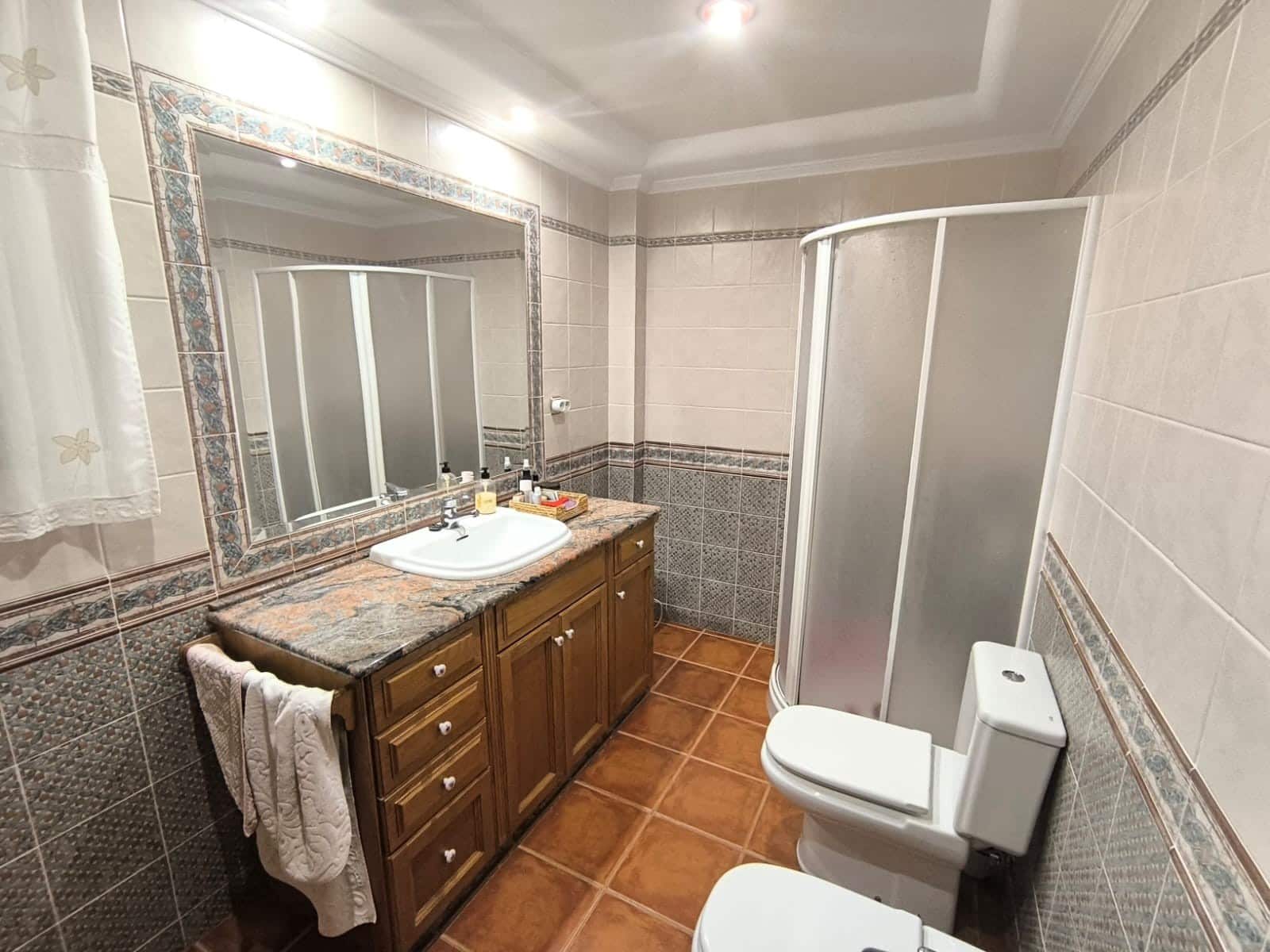 5 chambre Villa/Maison à vendre à Yecla avec piscine garage - 480 000 € (Ref: 9183203)