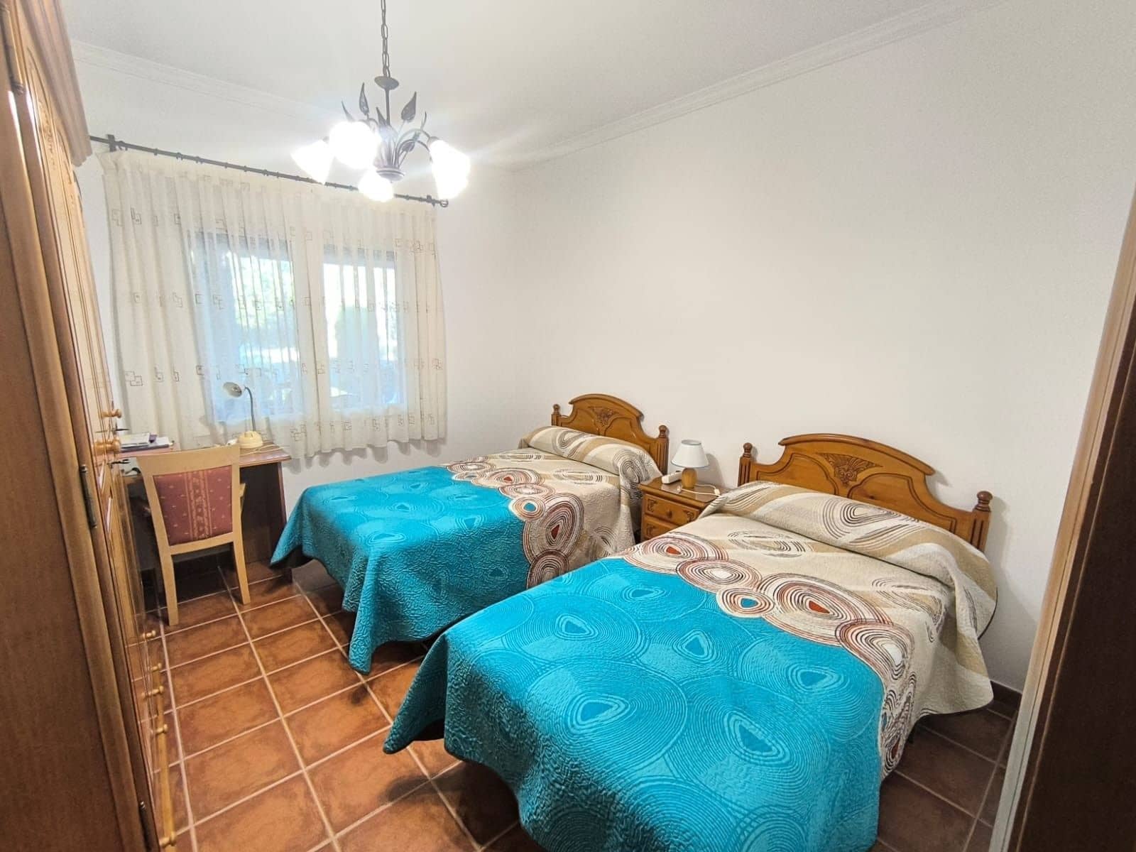 5 bedroom Villa for sale in Yecla with pool garage - € 480,000 (Ref: 9183203)