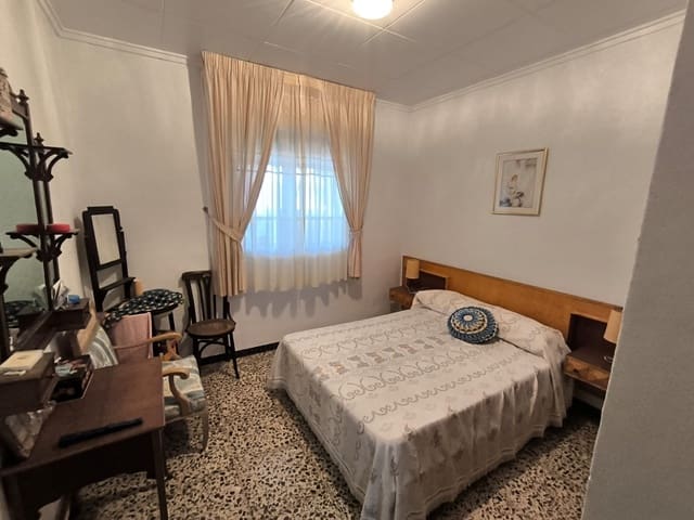 3 chambre Villa/Maison à vendre à Yecla avec piscine - 159 900 € (Ref: 9183204)