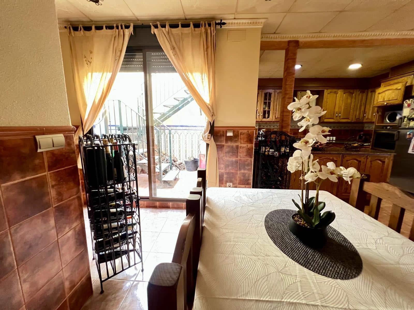 3 bedroom Townhouse for sale in Pinoso - € 137,800 (Ref: 9197082)