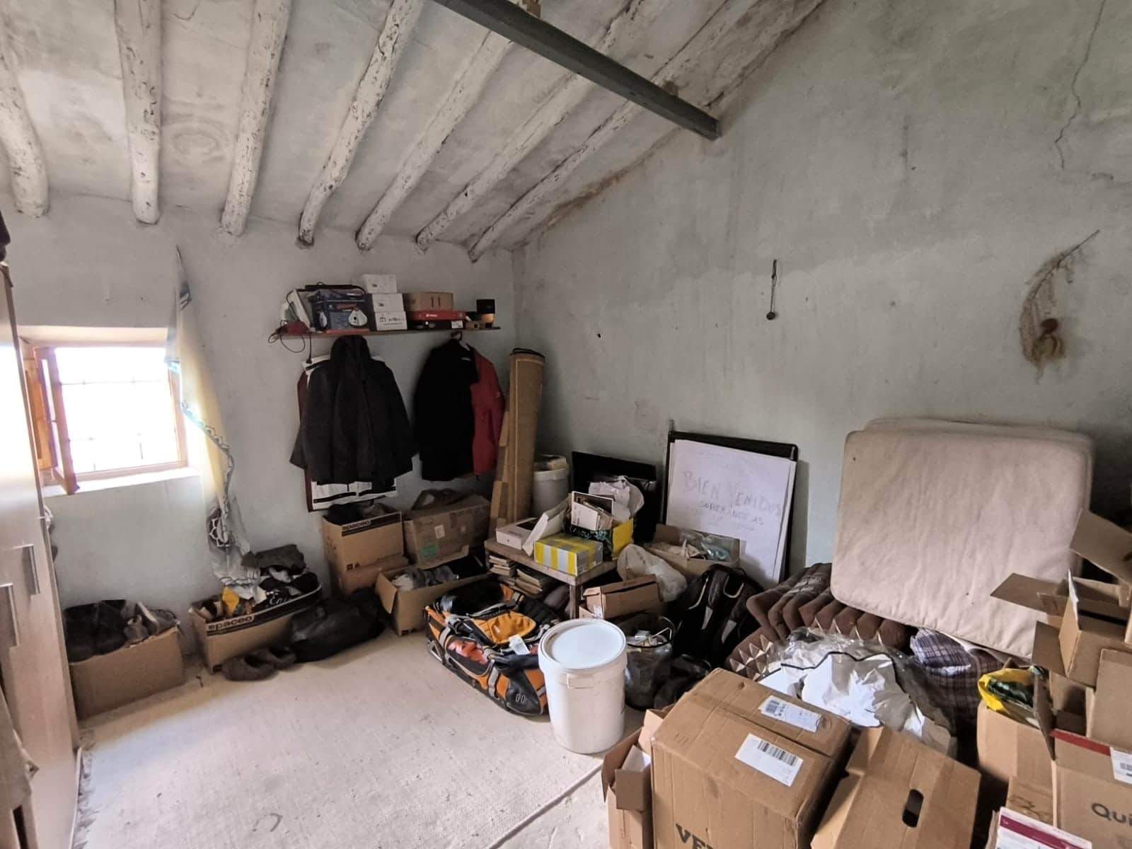 5 slaapkamer Finca/Landhuis te koop in Pinoso met garage - € 129.990 (Ref: 9207341)