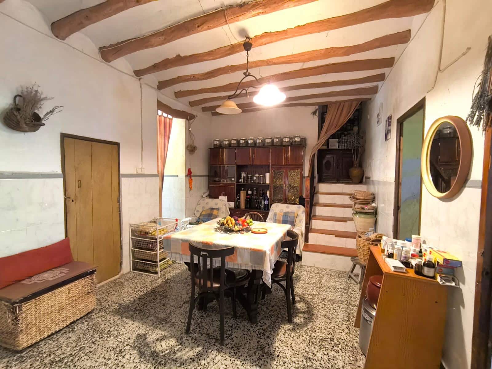 5 slaapkamer Finca/Landhuis te koop in Pinoso met garage - € 129.990 (Ref: 9207341)
