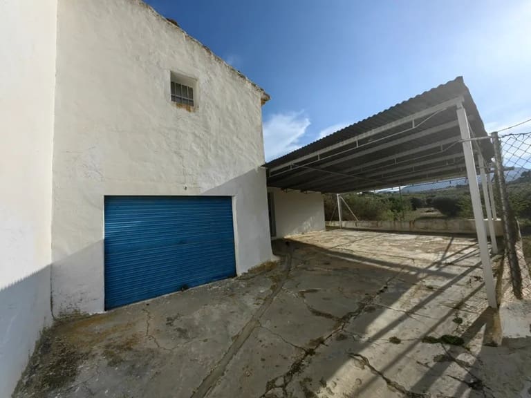 5 soveværelse Finca/Landehus til salg i Raspay med garage - € 133.900 (Ref: 9227997)