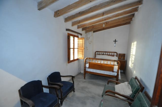 6 soveværelse Byhus til salg i Pinoso - € 80.495 (Ref: 9255787)