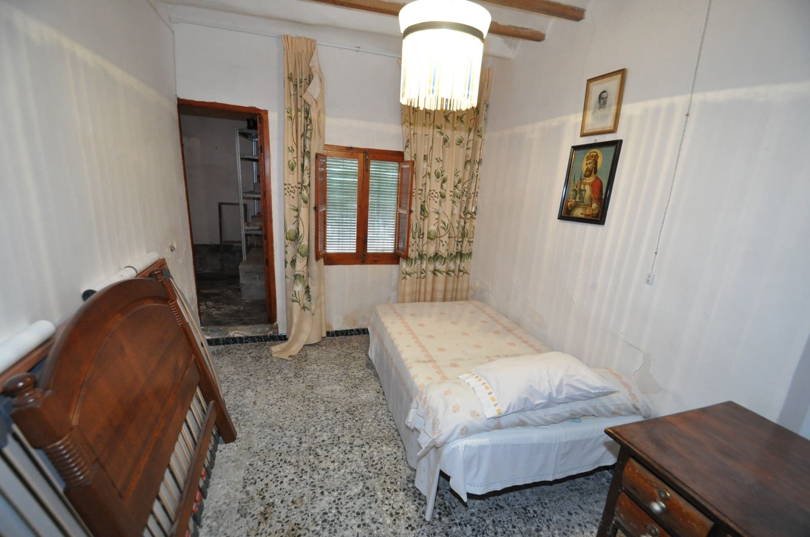 6 soveværelse Byhus til salg i Pinoso - € 80.495 (Ref: 9255787)