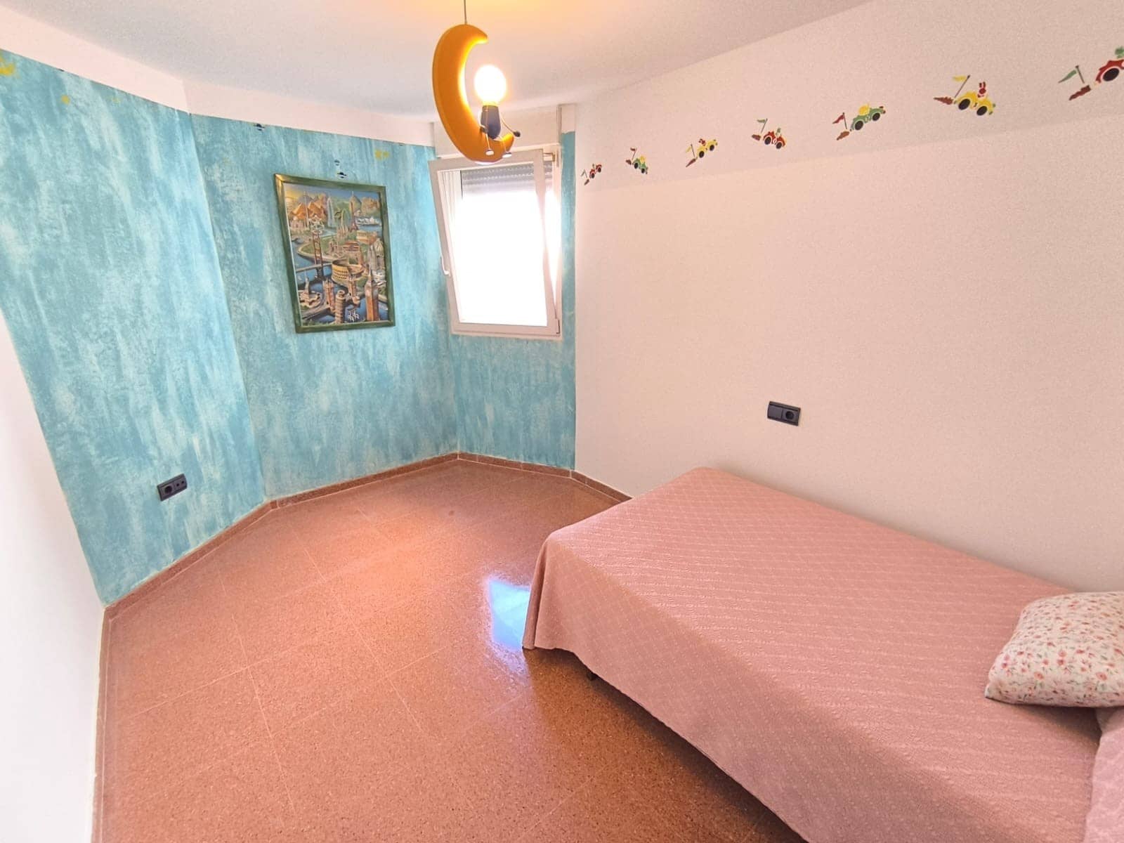 3 soveværelse Lejlighed til salg i Sax med garage - € 139.000 (Ref: 9255788)