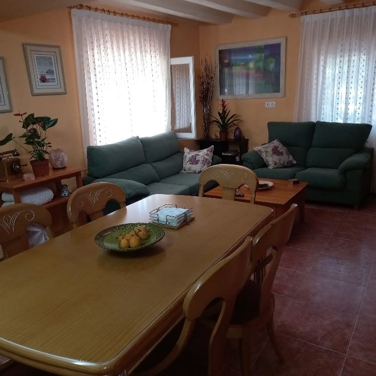 6 bedroom Villa for sale in Monovar / Monover with pool garage - € 250,000 (Ref: 9255826)