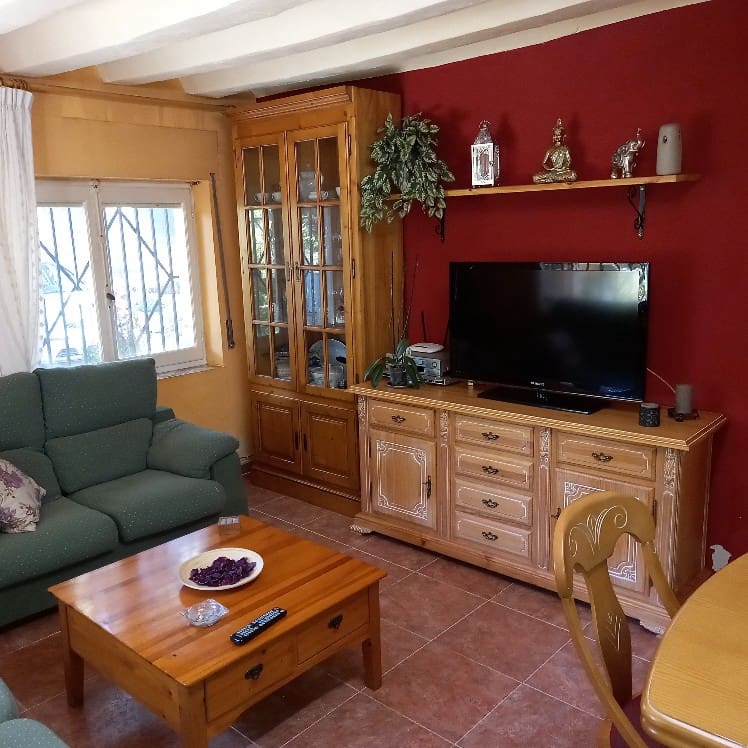 6 bedroom Villa for sale in Monovar / Monover with pool garage - € 250,000 (Ref: 9255826)