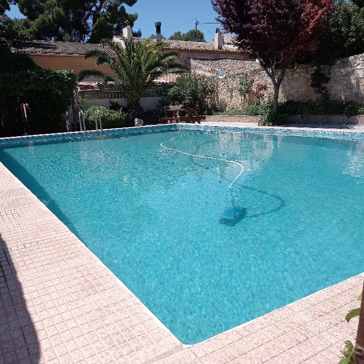 6 bedroom Villa for sale in Monovar / Monover with pool garage - € 250,000 (Ref: 9255826)