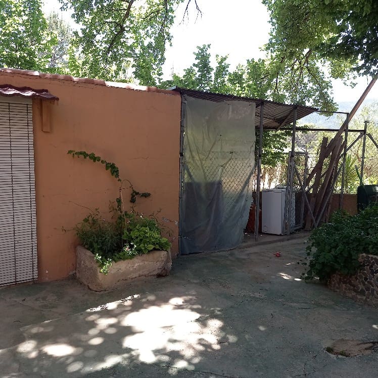 6 bedroom Villa for sale in Monovar / Monover with pool garage - € 250,000 (Ref: 9255826)