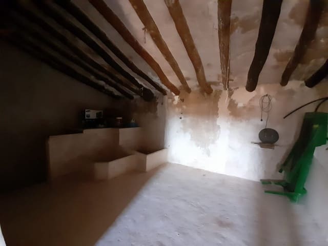 4 soverom Finca/Herregård til salgs i Pinoso med garasje - € 99 995 (Ref: 9263564)