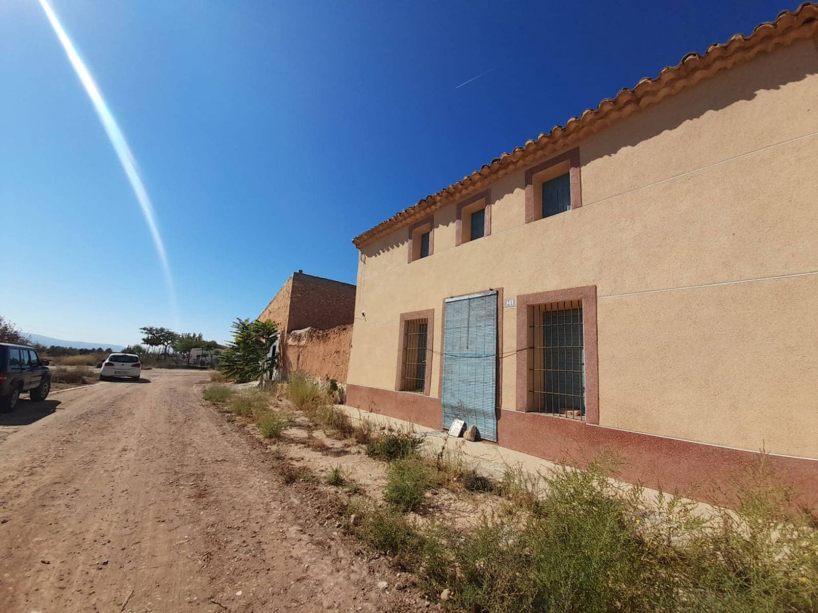 4 soverom Finca/Herregård til salgs i Pinoso med garasje - € 99 995 (Ref: 9263564)
