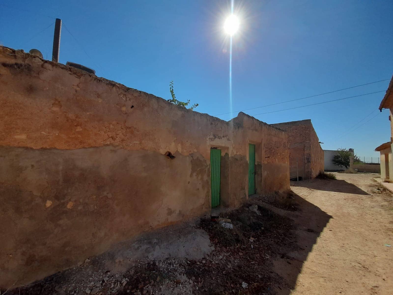 4 soverom Finca/Herregård til salgs i Pinoso med garasje - € 99 995 (Ref: 9263564)