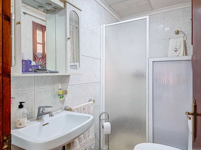 3 soveværelse Byhus til salg i Pinoso - € 89.950 (Ref: 9266583)