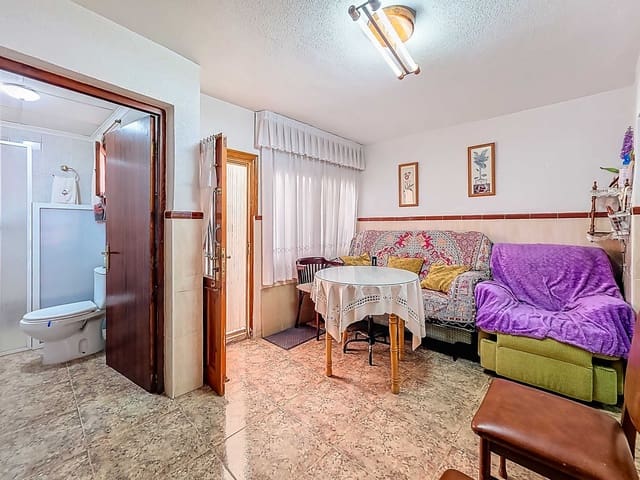 3 soveværelse Byhus til salg i Pinoso - € 89.950 (Ref: 9266583)