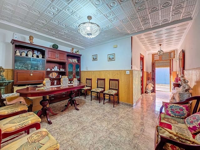 3 soveværelse Byhus til salg i Pinoso - € 89.950 (Ref: 9266583)