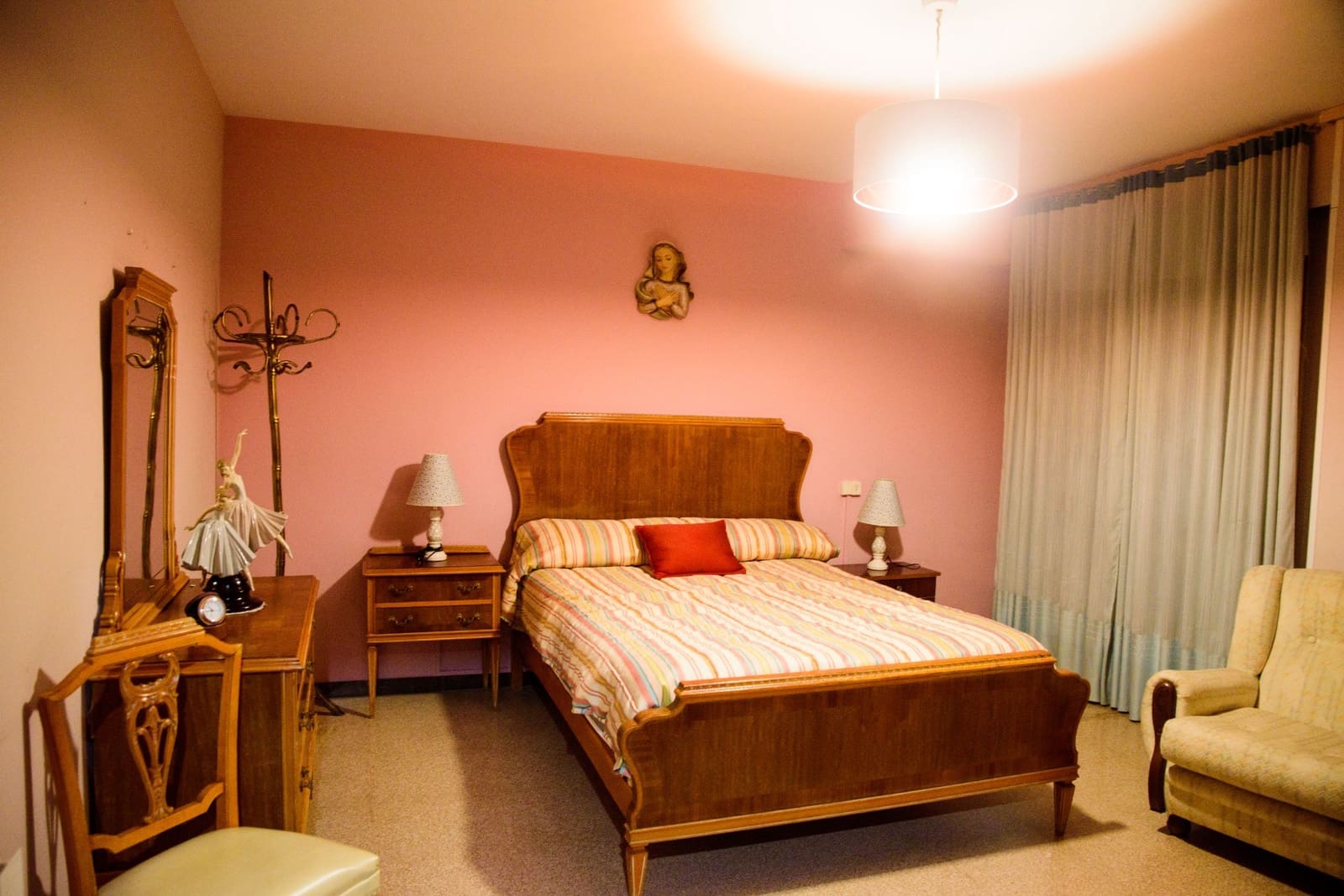 Chalet de 6 habitaciones en Caudete en venta con garaje - 499.000 € (Ref: 9293934)