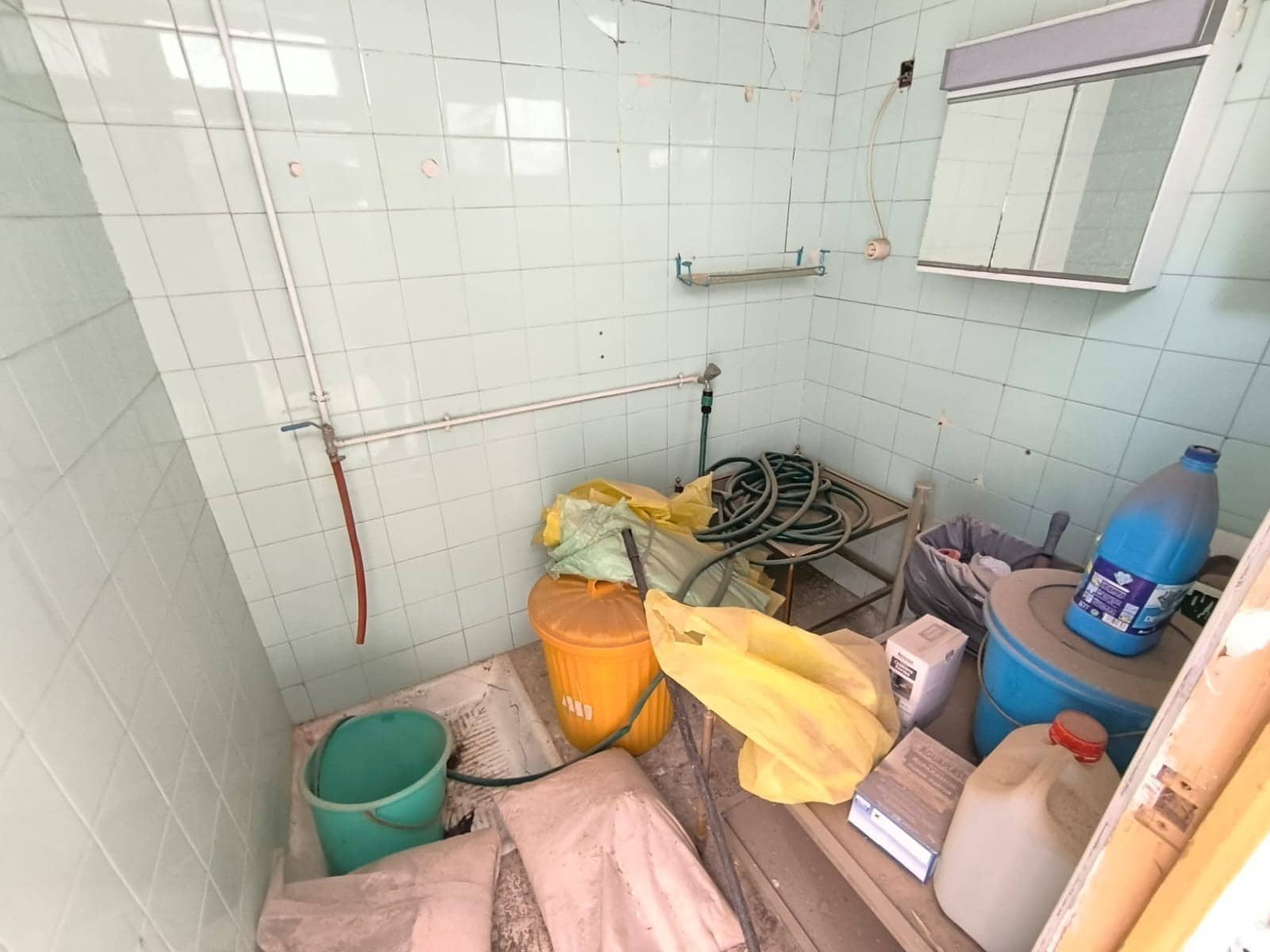 5 soveværelse Byhus til salg i Pinoso - € 72.000 (Ref: 9295925)